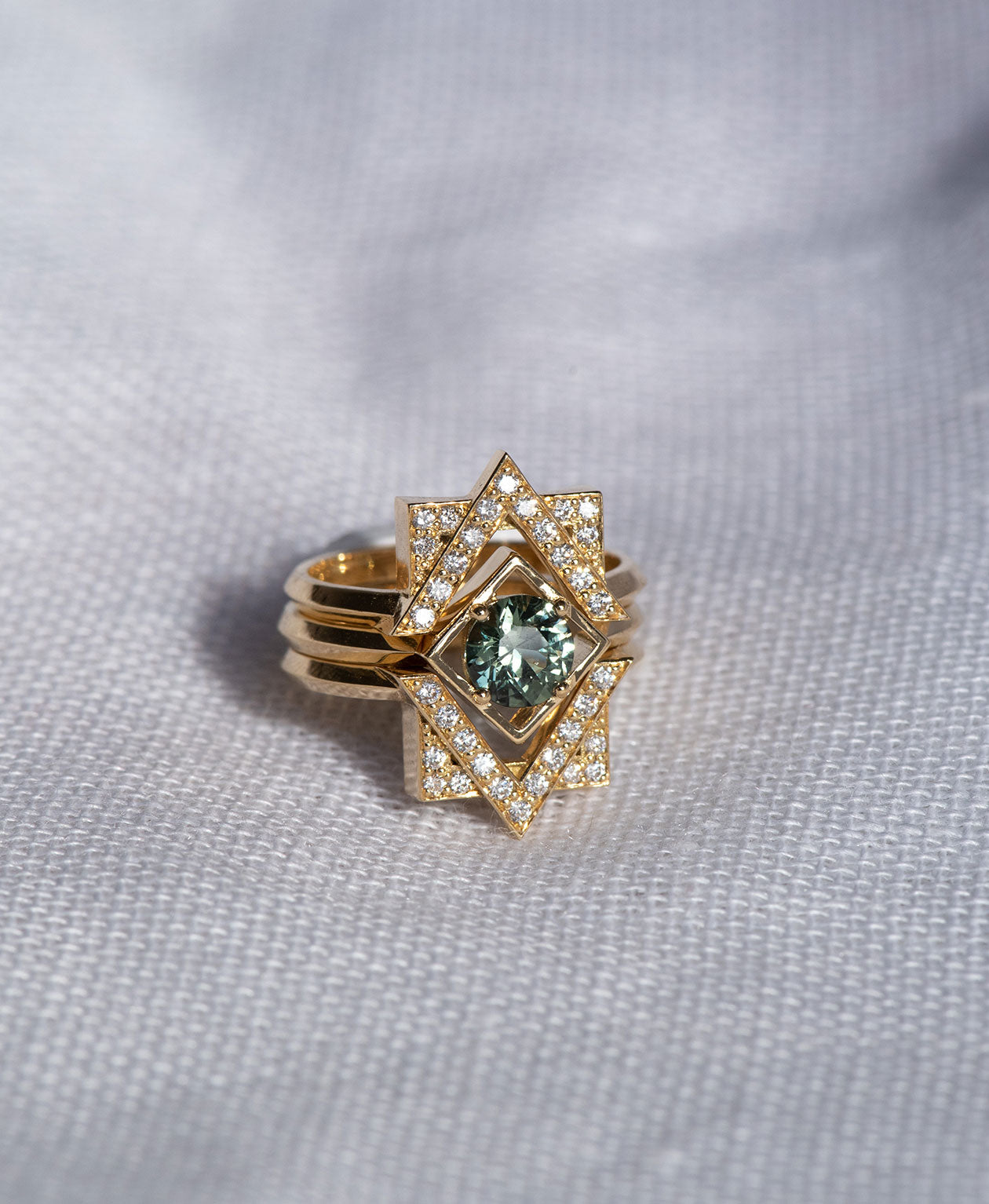 One of a Kind 233 - 18k Yellow Gold, Green Sapphire