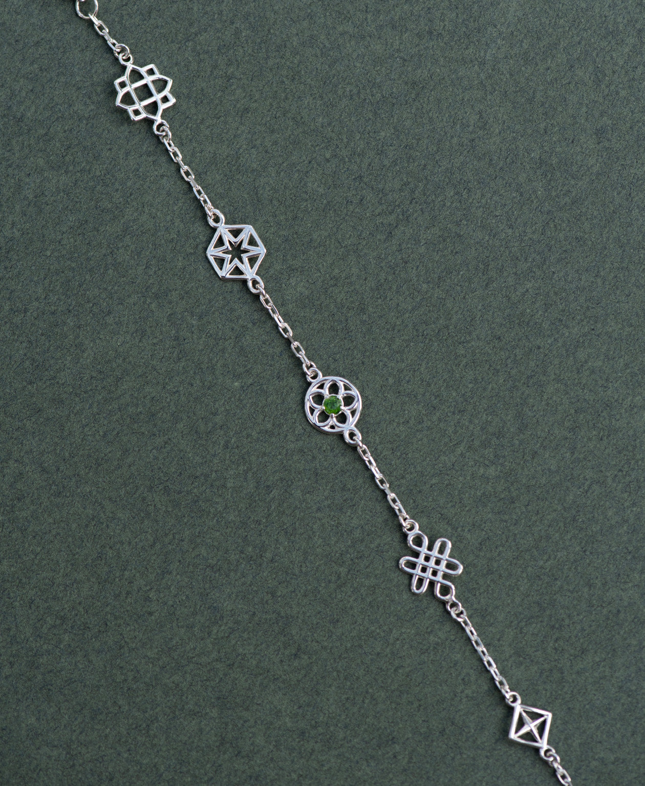 Aura Bracelet - 925 Sterling Silver, Chrome Diopside