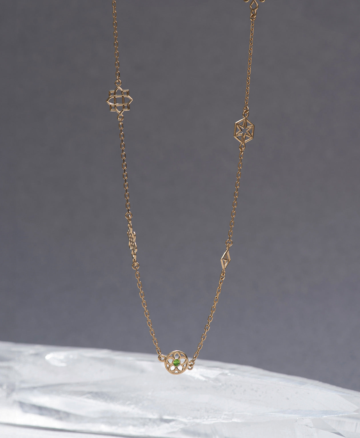 Aura Necklace - 22k Gold Vermeil, Chrome Diopside