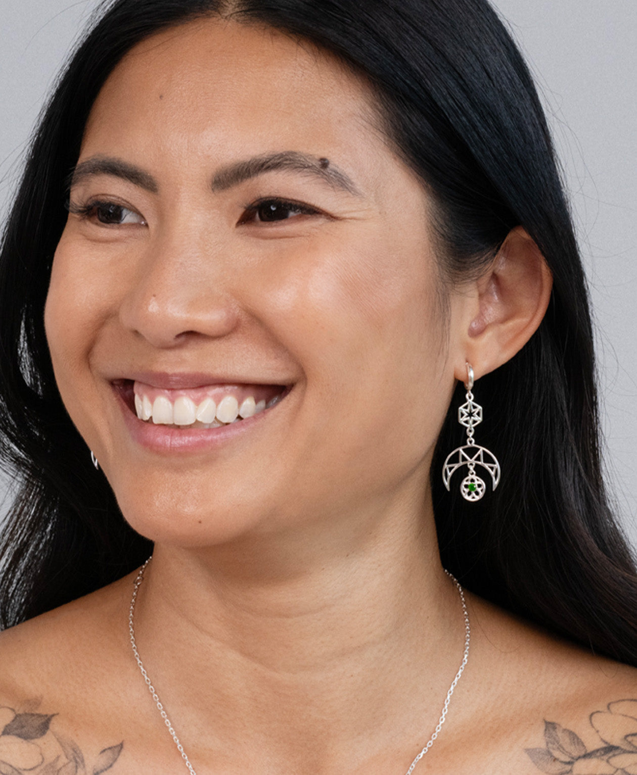 Balance Earrings - 925 Sterling Silver, Chrome Diopside