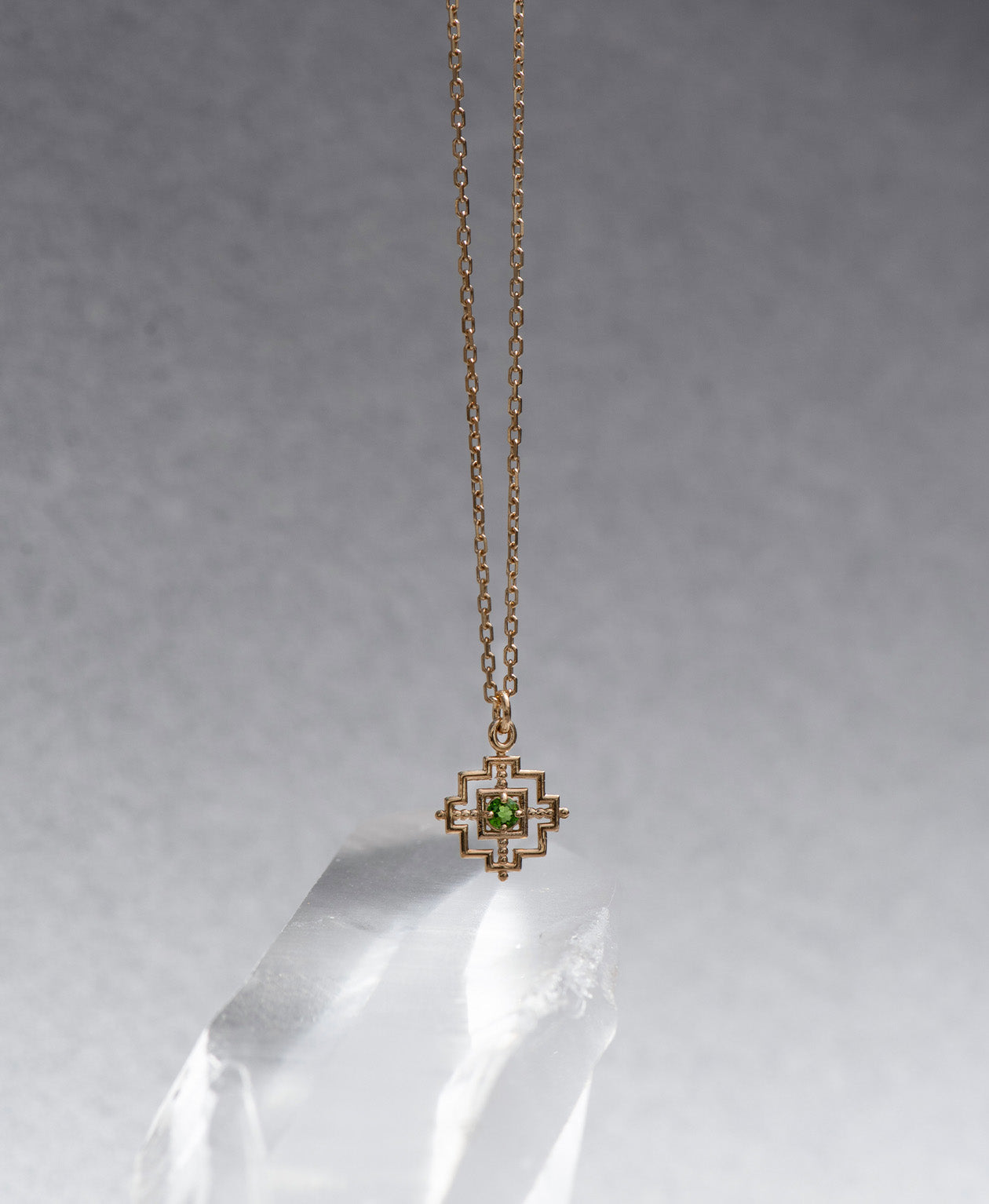 Centred Necklace - 22k Gold Vermeil, Chrome Diopside