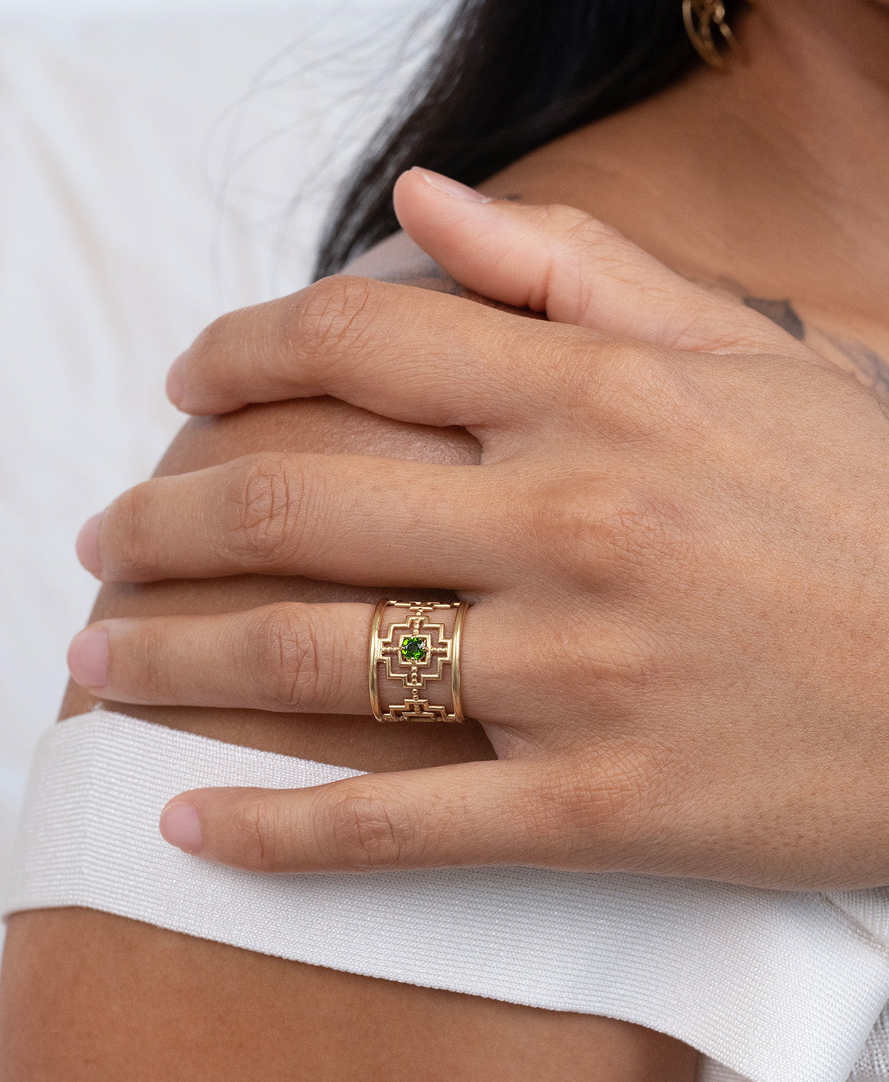 Centred Ring - 22k Gold Vermeil, Chrome Diopside
