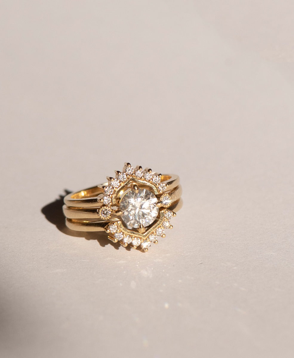Claridad Engagement Ring - 18k Yellow Gold, Round Brilliant Cut Lab Grown Diamond 1.0 carat