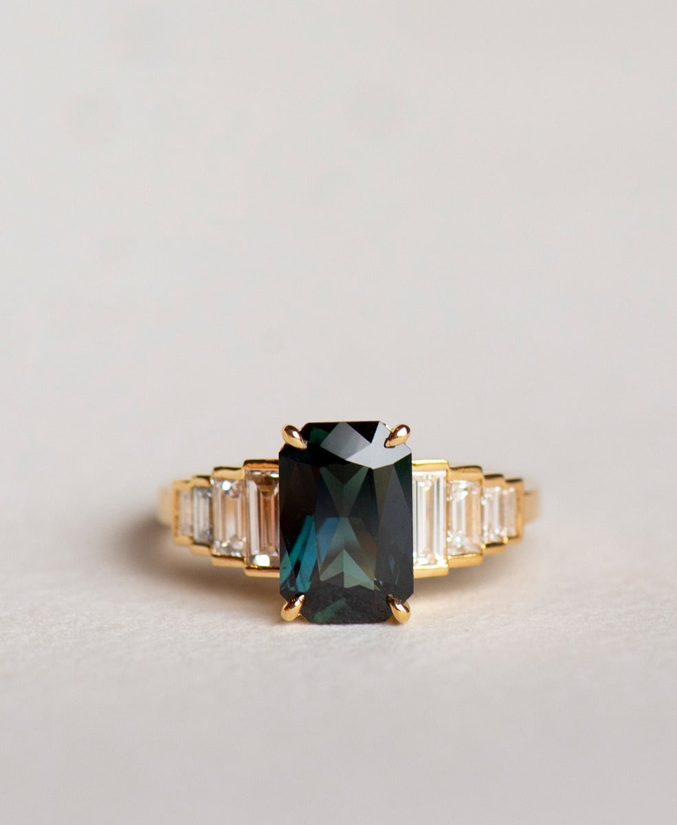 Fides Engagement Ring - 18k Yellow Gold, Green Sapphire 2.41 carat