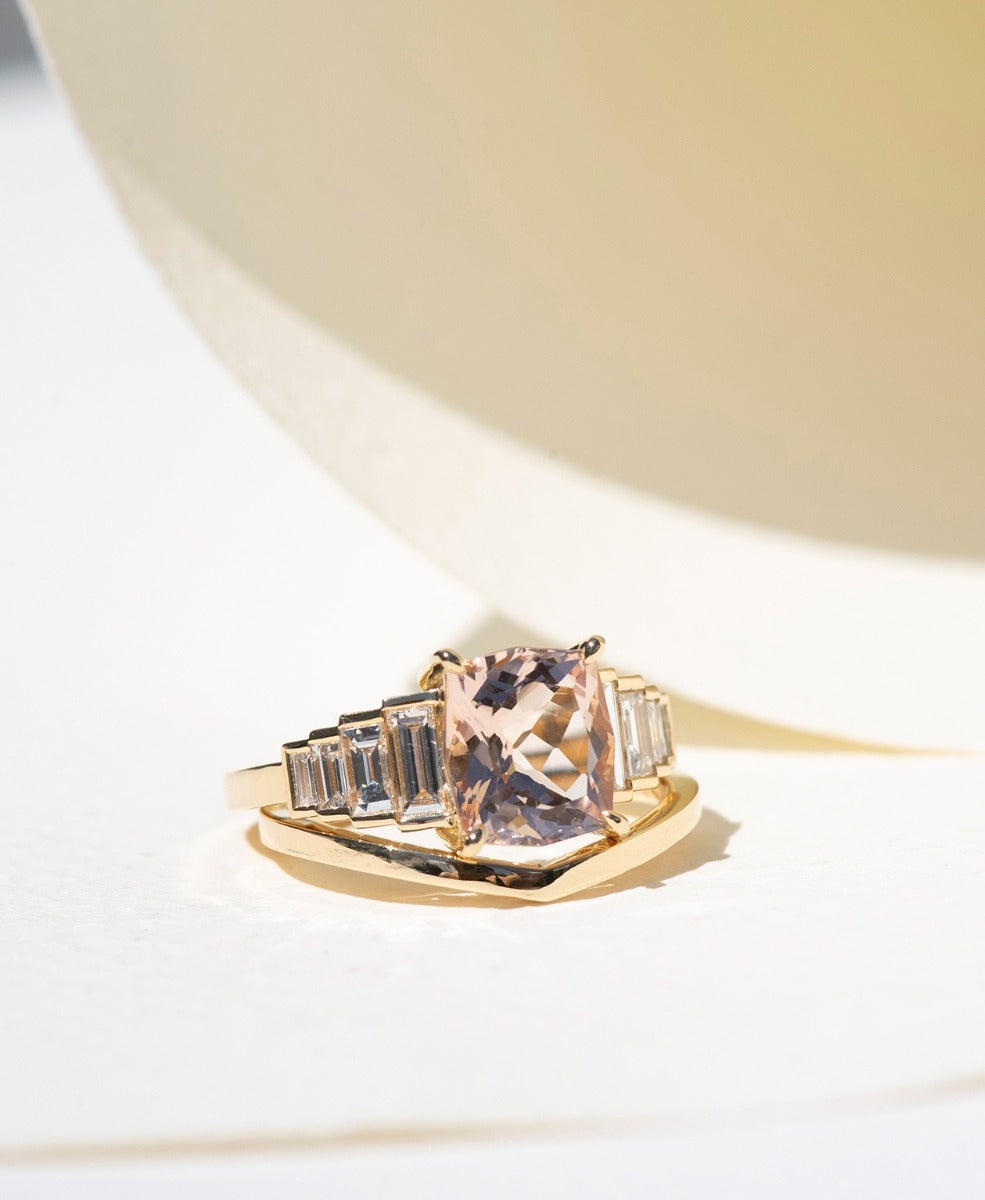 Fides Engagement Ring - 18k Yellow Gold, Morganite 2.7 carat