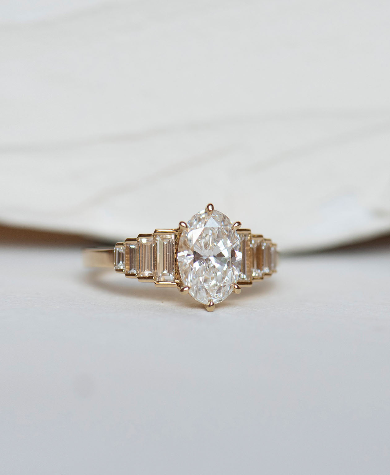 Fides Engagement Ring - 18k Yellow Gold, Oval Brilliant Diamond 1.5 carat