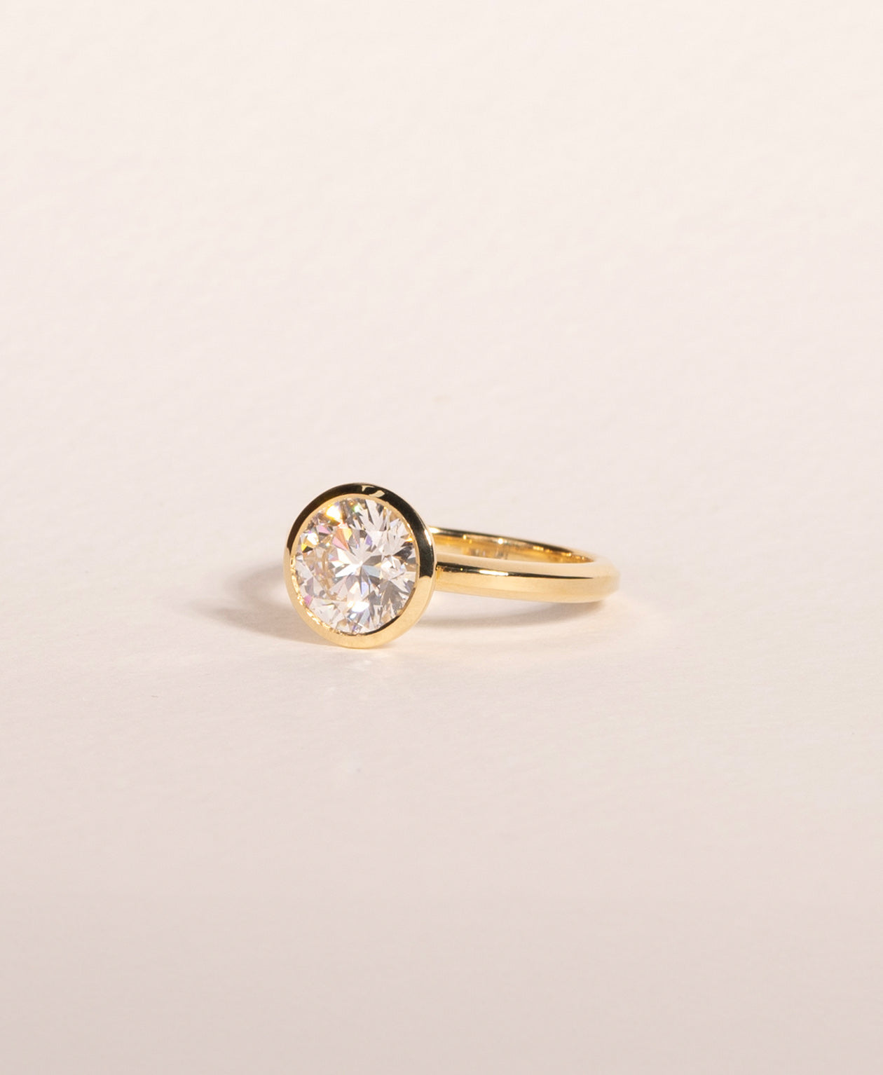 Frida Engagement Ring - 18k Yellow Gold, Round Brilliant Cut Lab Grown Diamond 2.12 carat