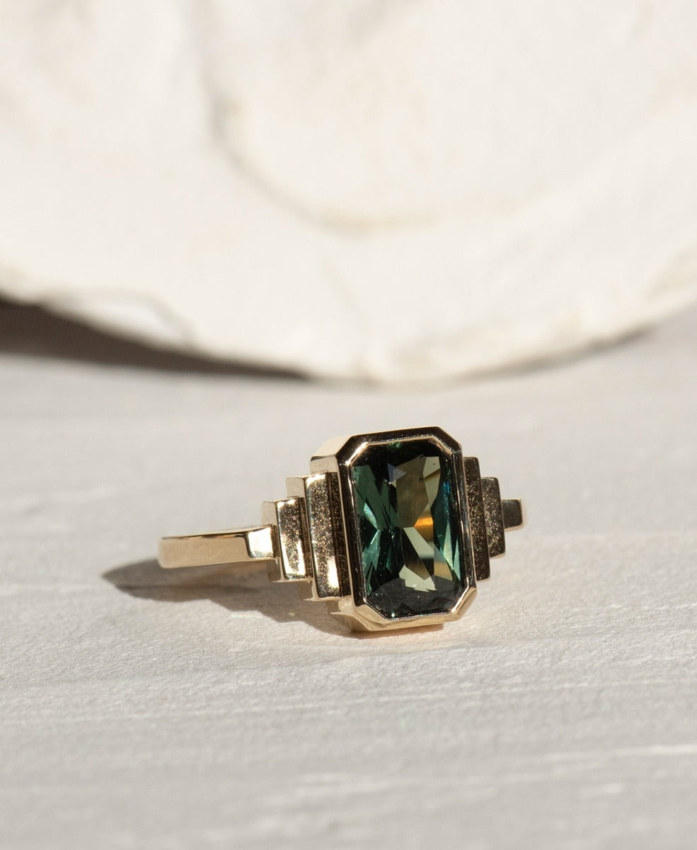 One of a Kind 356 - 18k Yellow Gold, Green Sapphire