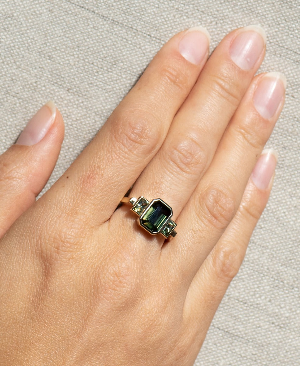 Limited Edition 113 - 18k Yellow Gold, Green Sapphire