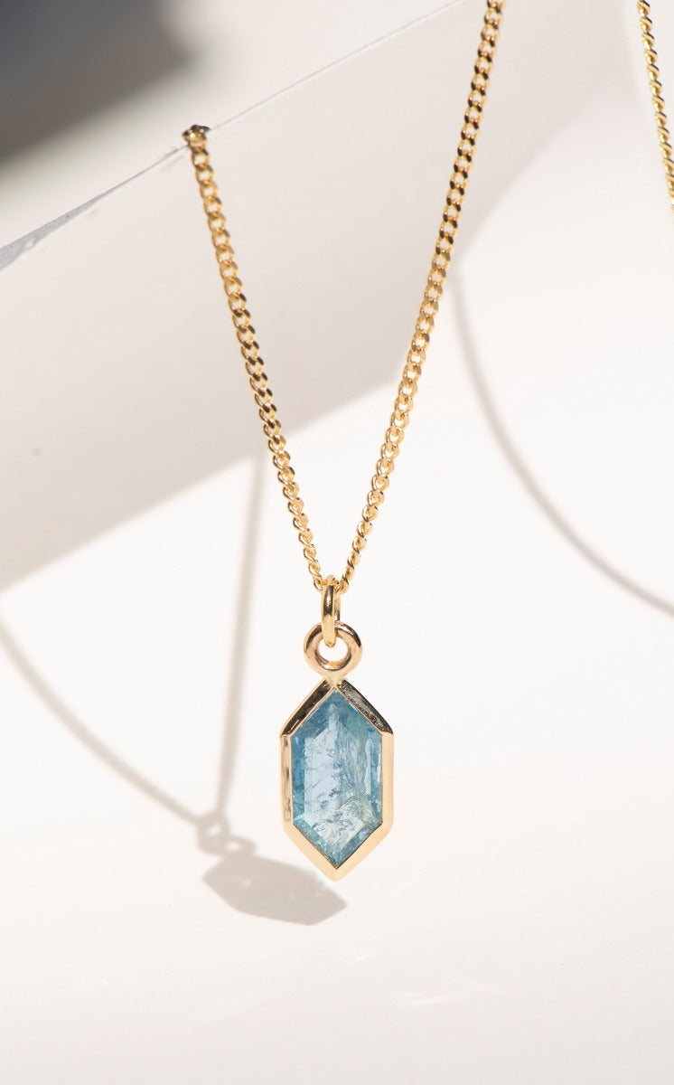 Limited Edition 135 - 18k Yellow Gold, Aquamarine