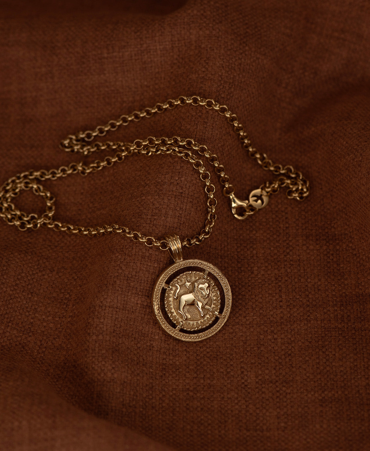 Leo Necklace - 22k Gold Vermeil
