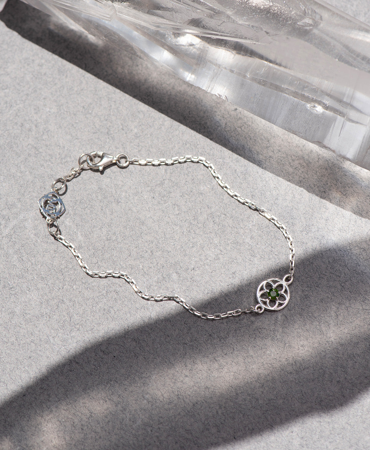 Manuka Bracelet - 925 Sterling Silver, Chrome Diopside