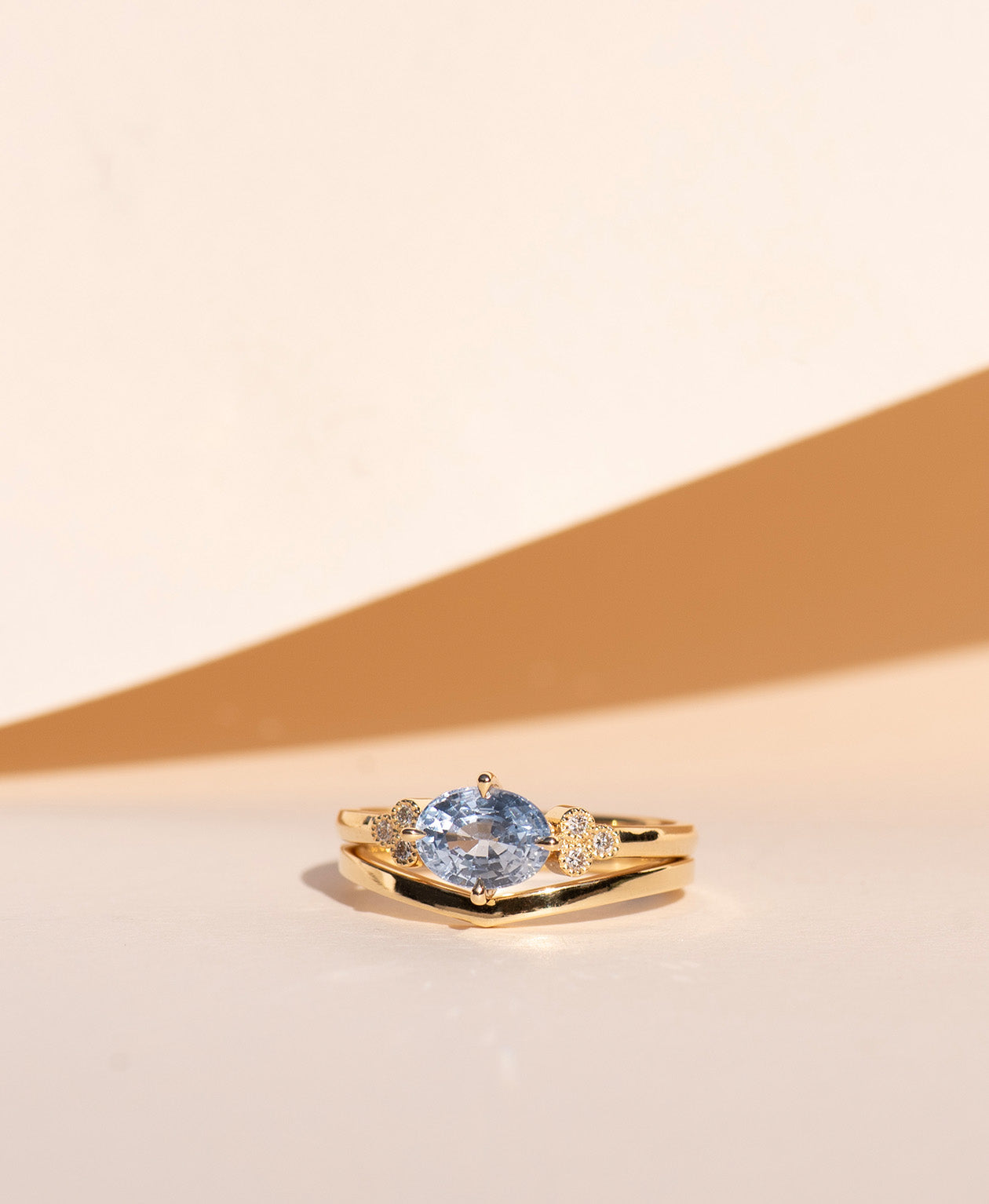 Mon Cheri Engagement Ring - 18k Yellow Gold, Oval Brilliant Cut Blue Sapphire 1.60 carat