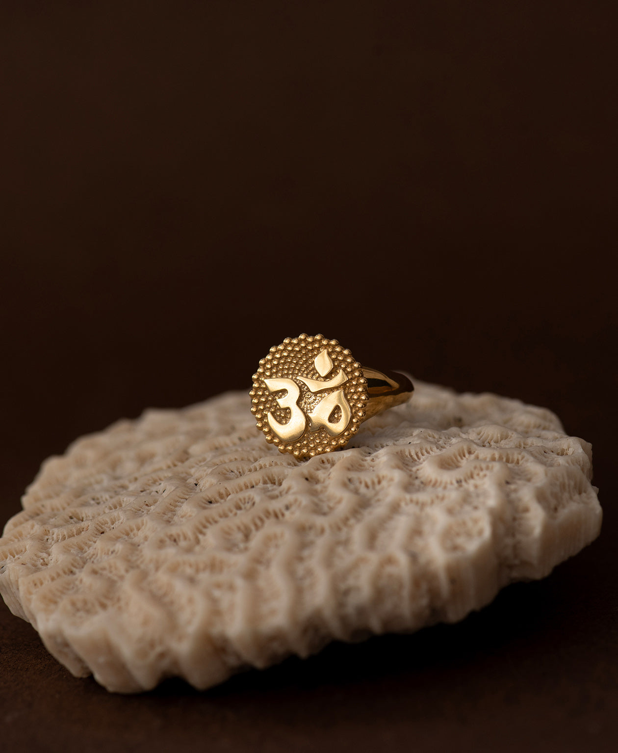 Ōm Ring - 22k Gold Vermeil