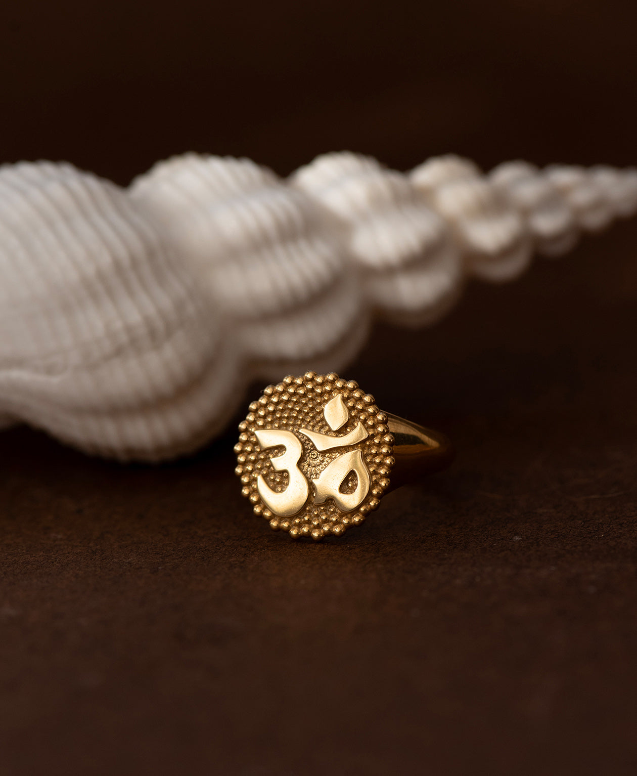Ōm Ring - 22k Gold Vermeil