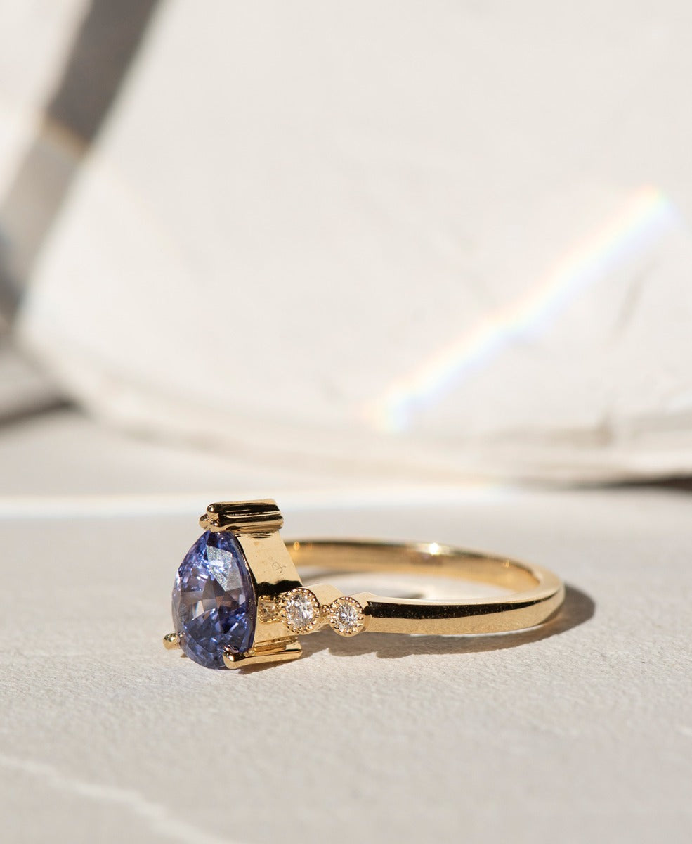 One of a Kind 319 - 18k Yellow Gold, Purple Sapphire