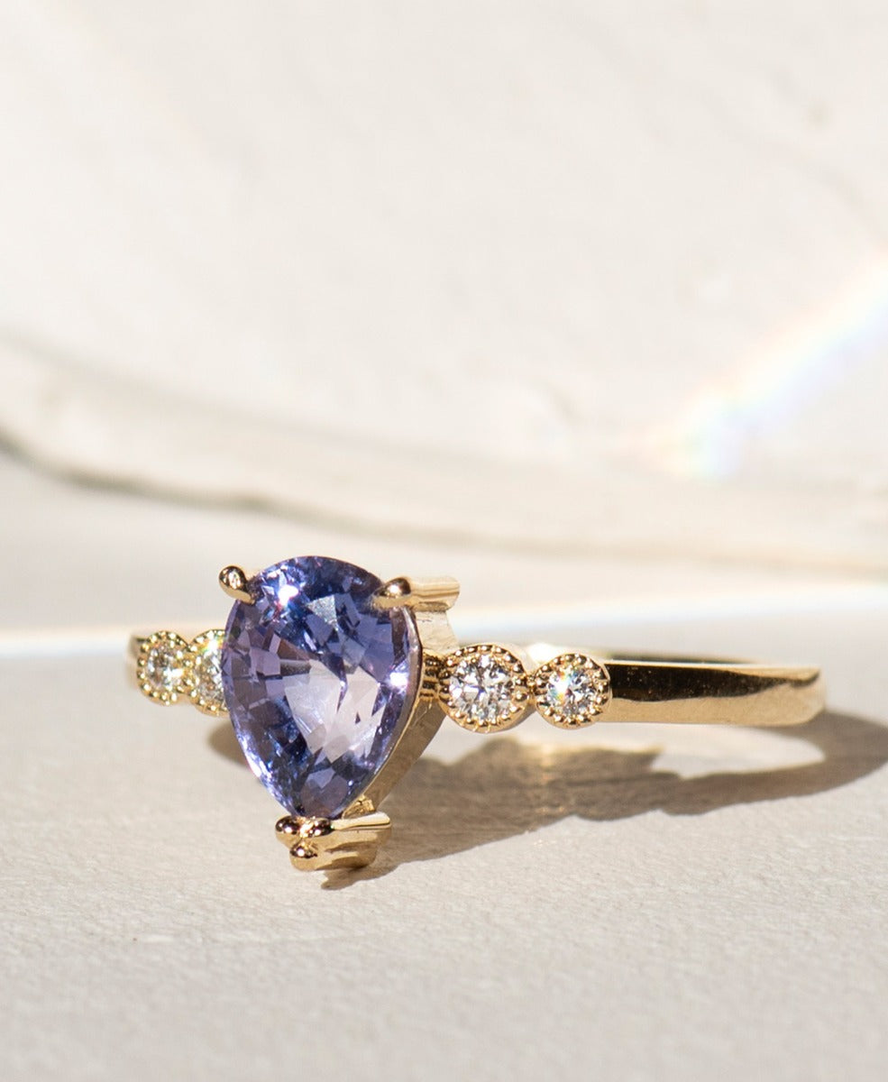 One of a Kind 319 - 18k Yellow Gold, Purple Sapphire
