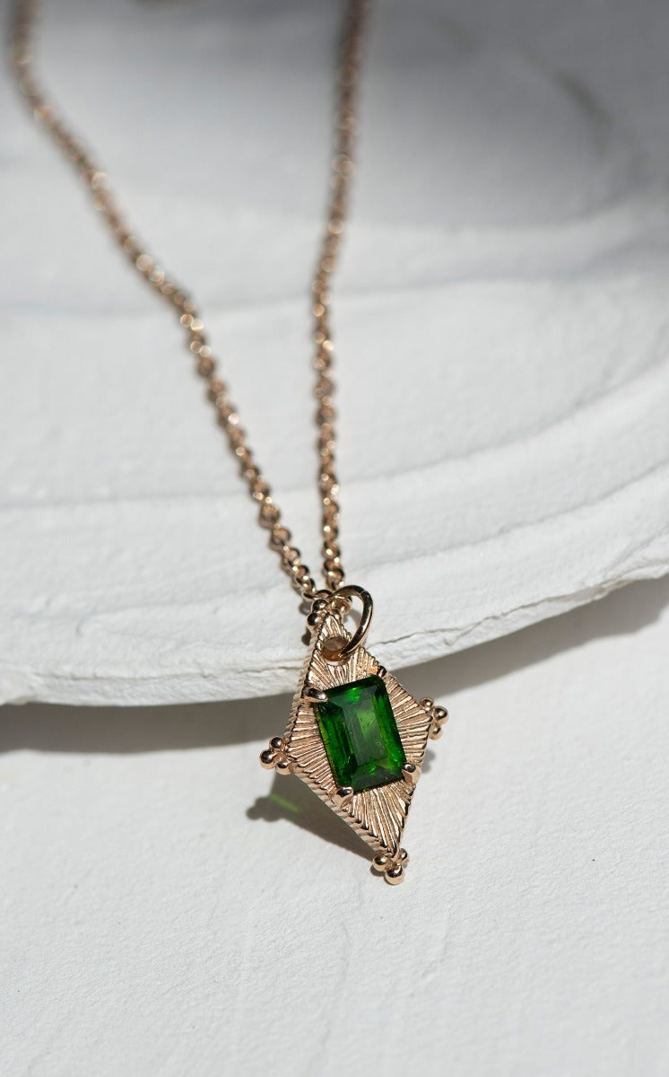 One of a Kind 346 - 9k Yellow Gold, Chrome Diopside