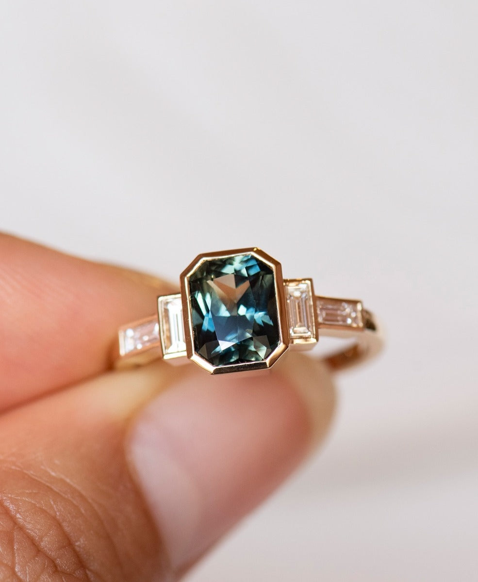 One of a Kind 348 - 18k Yellow Gold, Green Sapphire