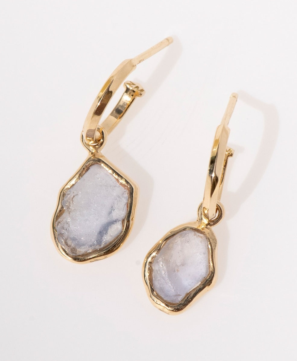 One of a Kind 385 - 18k Yellow Gold, Blue Sapphire