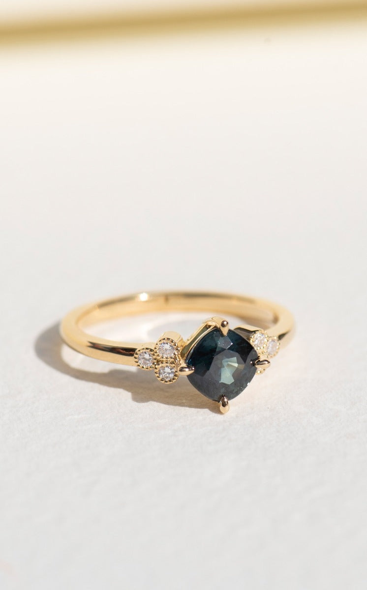 One of a Kind 392 - 18k Yellow Gold, Green Sapphire