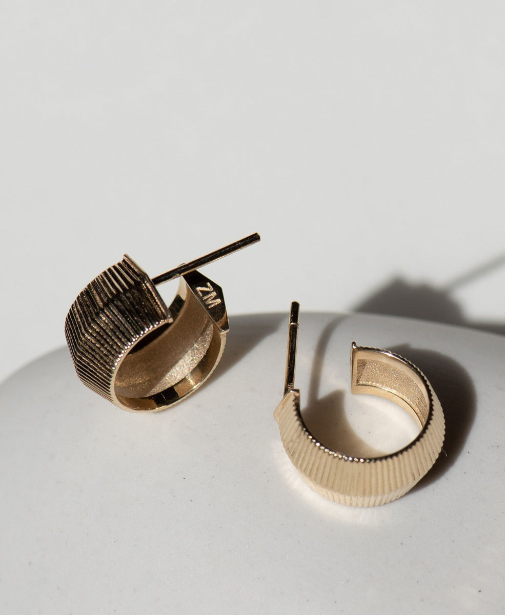 Zaha Hoops 9k Yellow Gold - Main Image