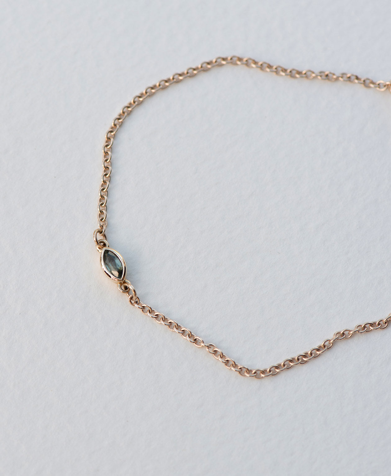 Limited Edition 198 - 9k Yellow Gold, Green Sapphire