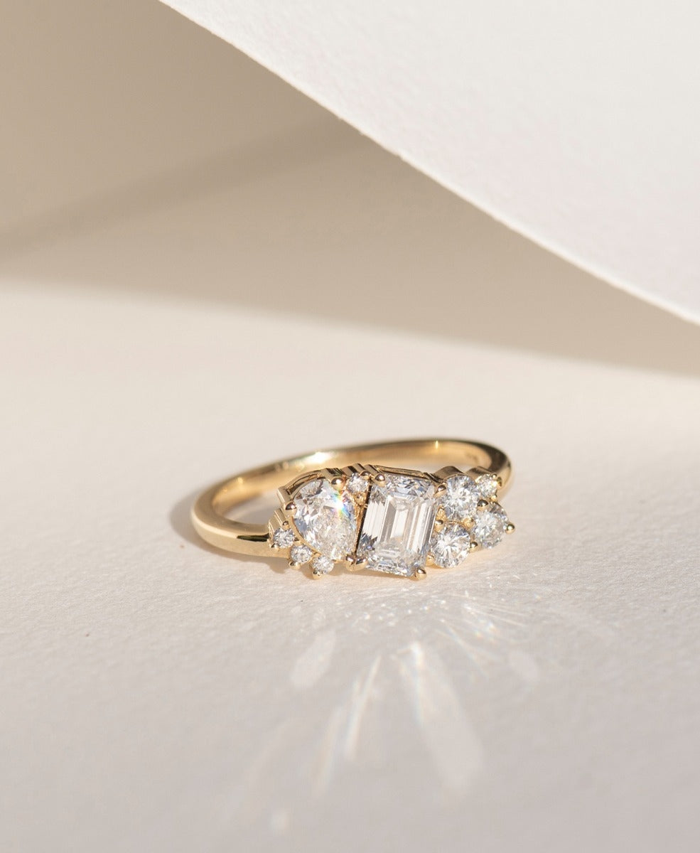 Bespoke 245 - 18k Yellow Gold, Diamond