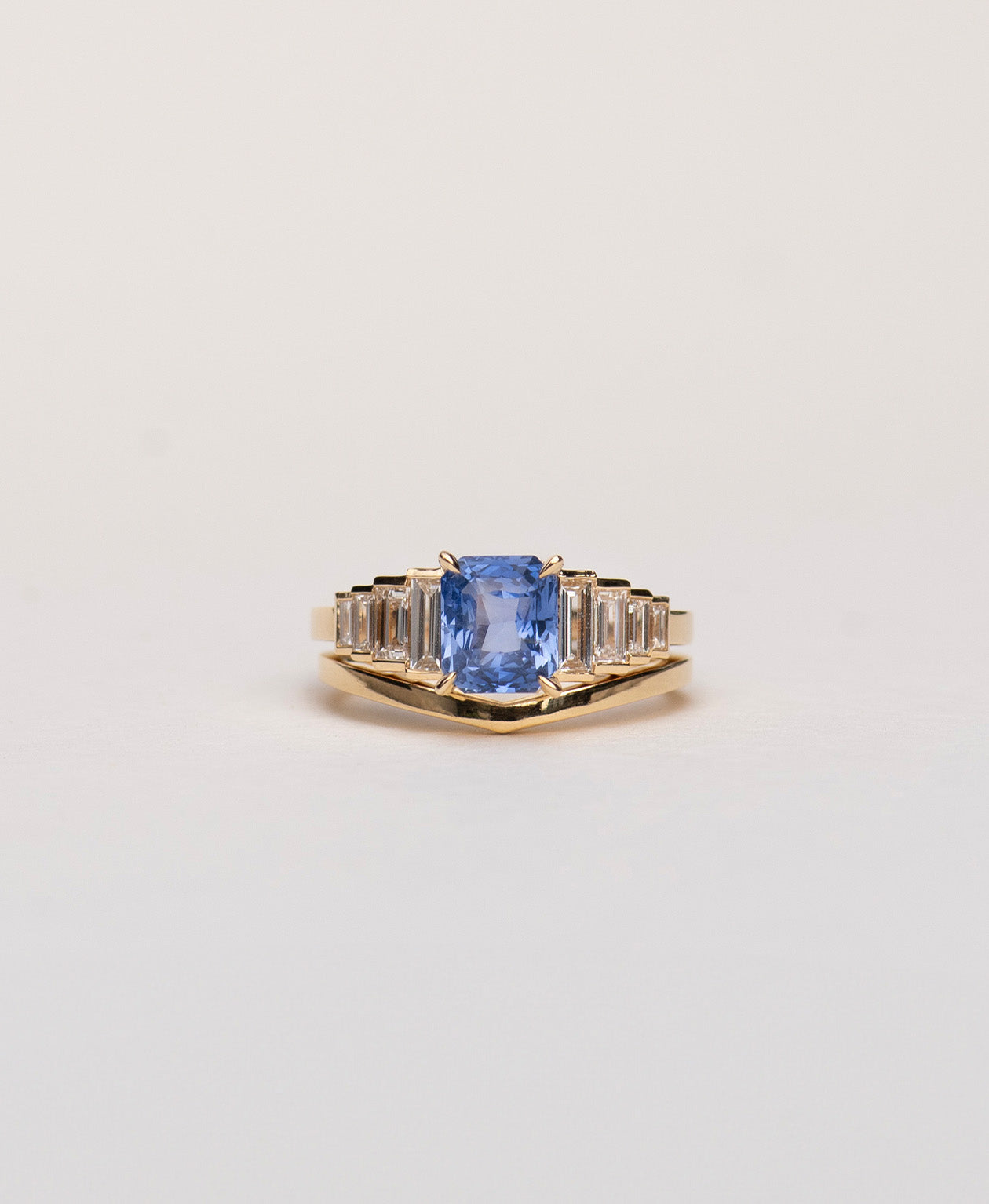 Fides Engagement Ring - 18k Yellow Gold, Radiant Cut Blue Sapphire 2.05 carat