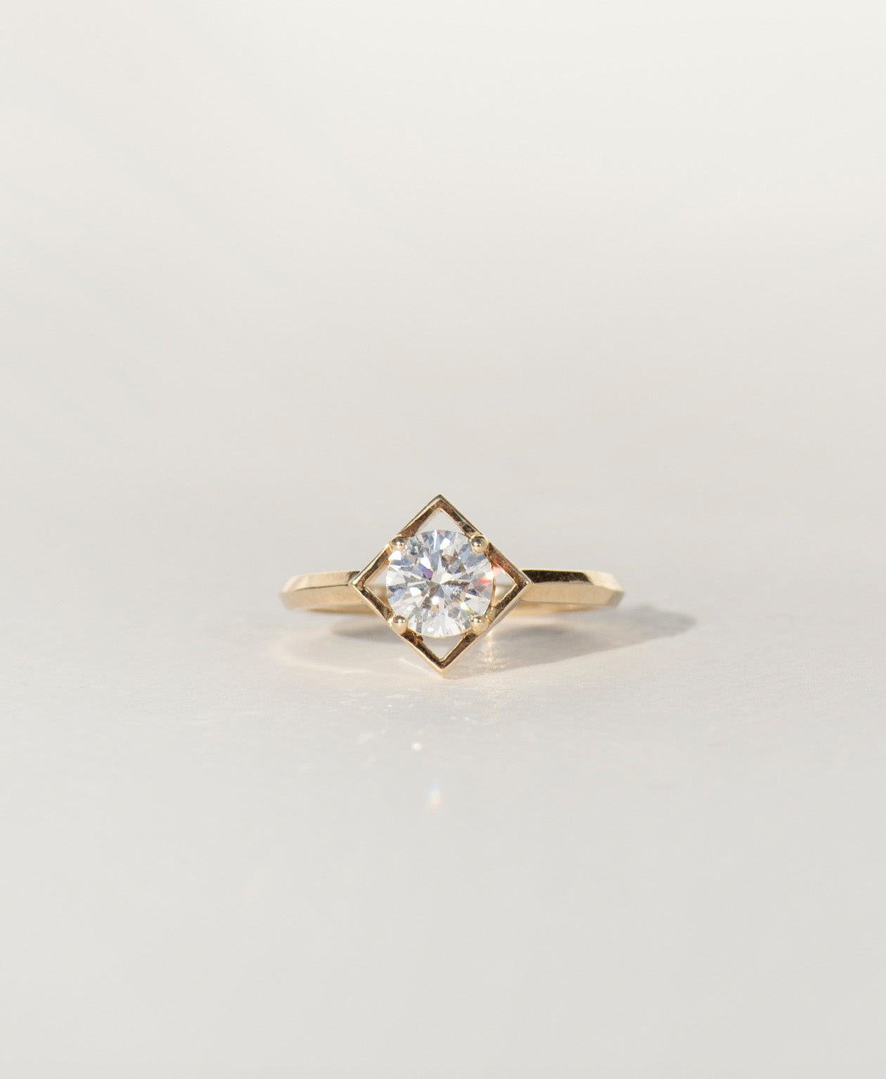 Freya Engagement Ring - 18k Yellow Gold, Round Brilliant Cut Lab Grown Diamond 0.71 carat