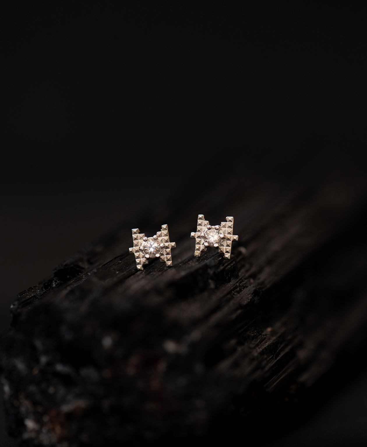 Inti Studs - 925 Sterling Silver, Peach Zircon