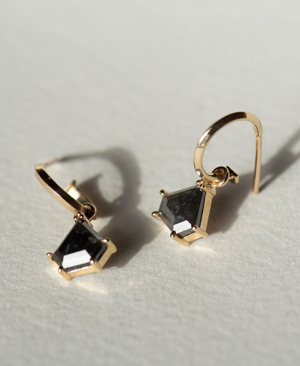 One of a Kind 370 - 9k Yellow Gold, Black Diamond