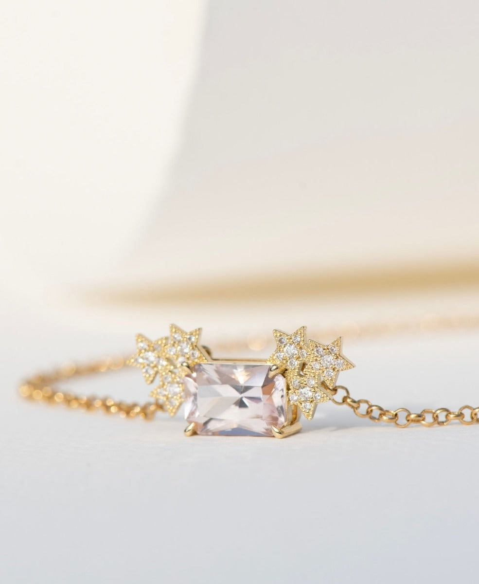 One of a Kind 431 - 18k Yellow Gold, Morganite