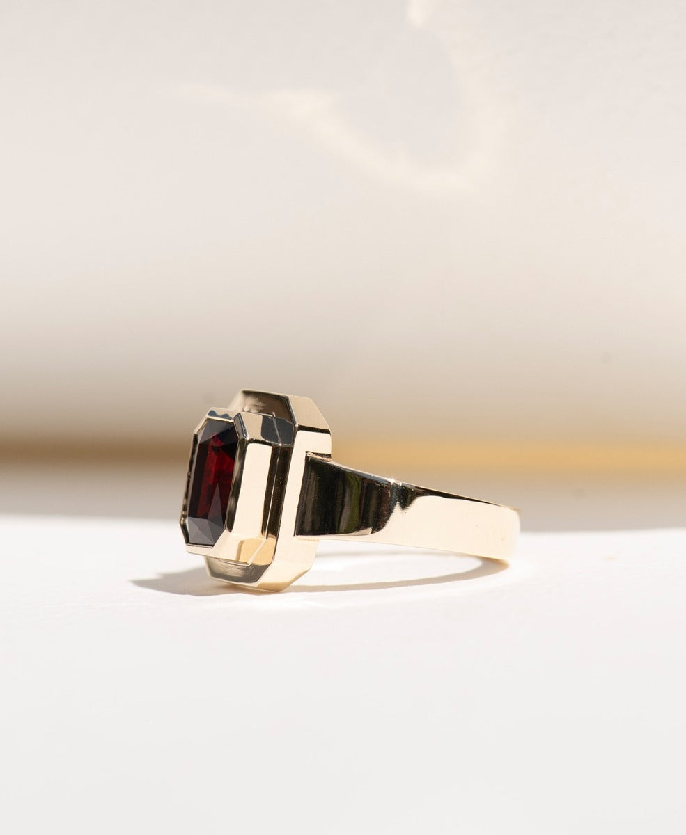 One of a Kind 465 - 9k Yellow Gold, Garnet