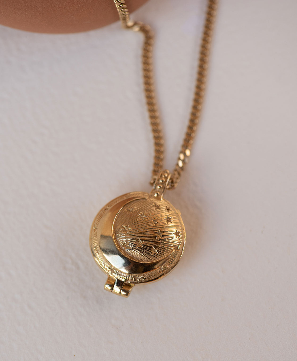 Luna Transformation Locket - 22k Gold Vermeil