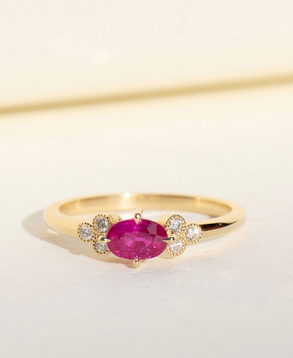 Mon Cheri Engagement Ring - 18k Yellow Gold, Ruby 0.70 carat