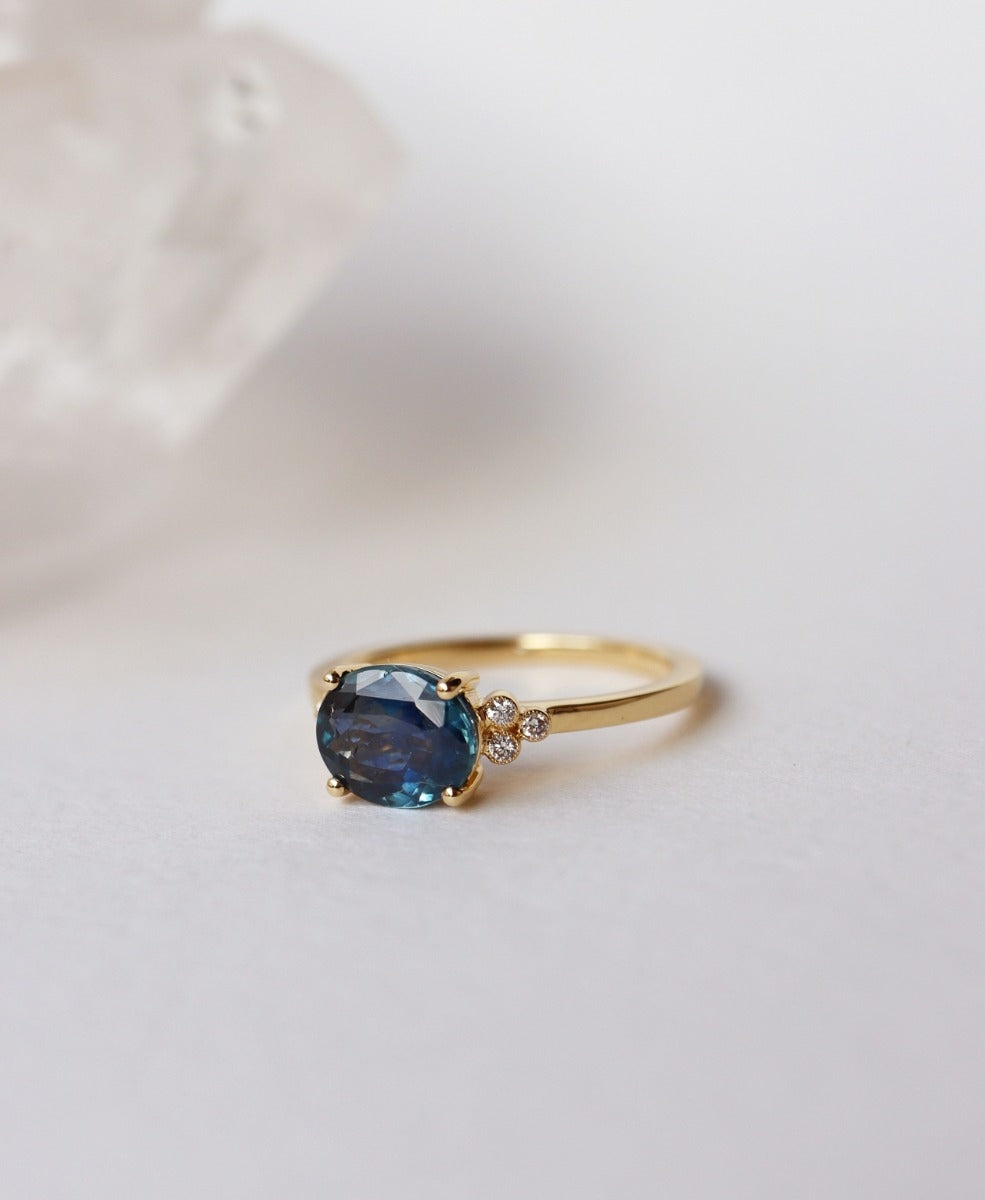 Mon Cheri Engagement Ring - 18k Yellow Gold, Oval Cut Teal Sapphire 1.77 carat