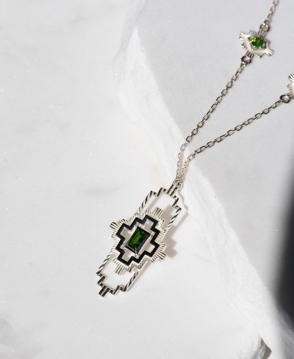 Munay Necklace - 925 Sterling Silver, Chrome Diopside