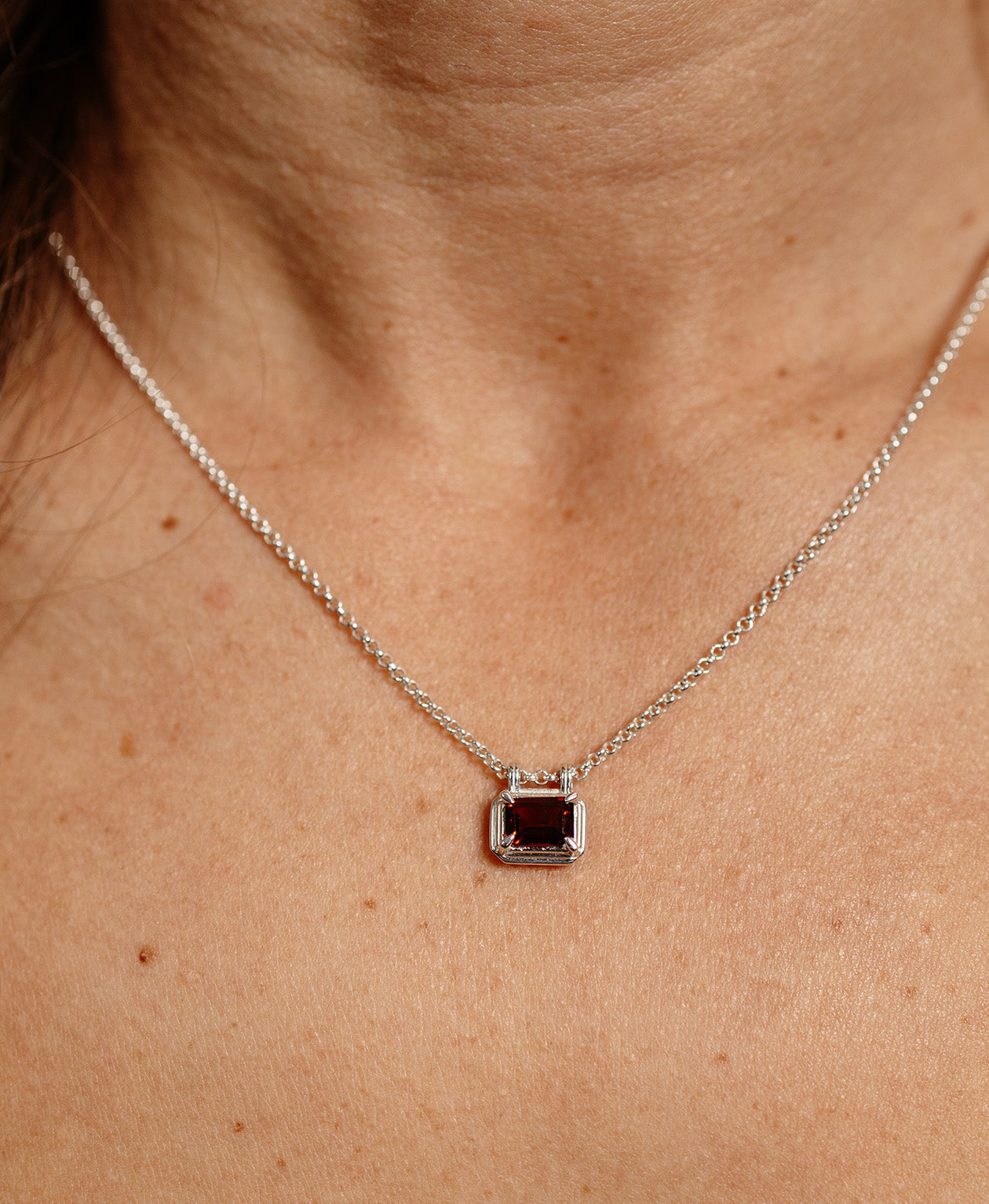 Naia Necklace - 925 Sterling Silver, Rhodolite Garnet