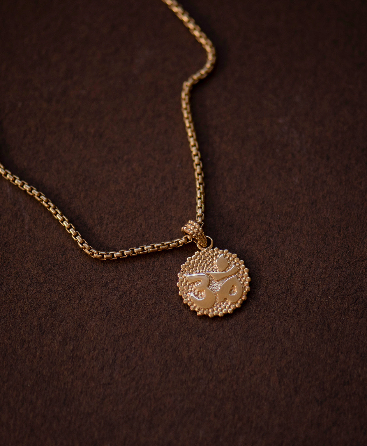 Ōm Necklace - 22k Gold Vermeil