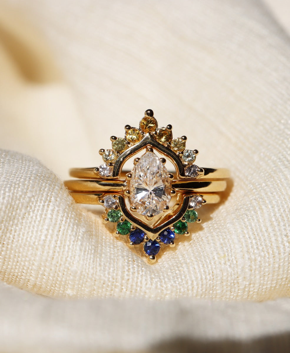 One of a Kind 243 - 18k Yellow Gold, Sapphire