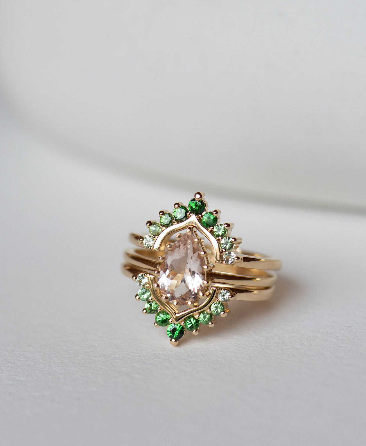 One of a Kind 258 - 18k Yellow Gold, Tsavorite