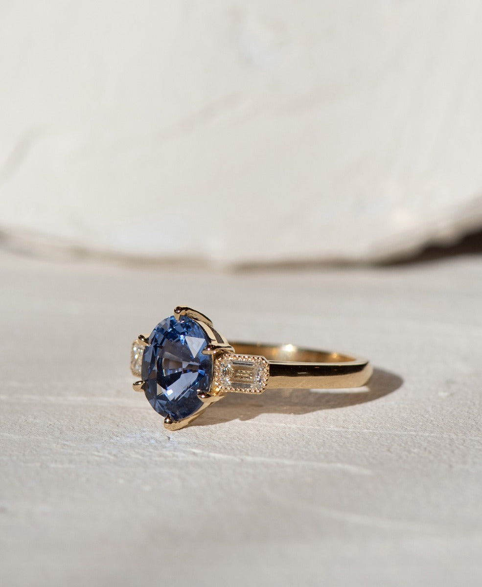 One of a Kind 316 - 18k Yellow Gold, Blue Sapphire