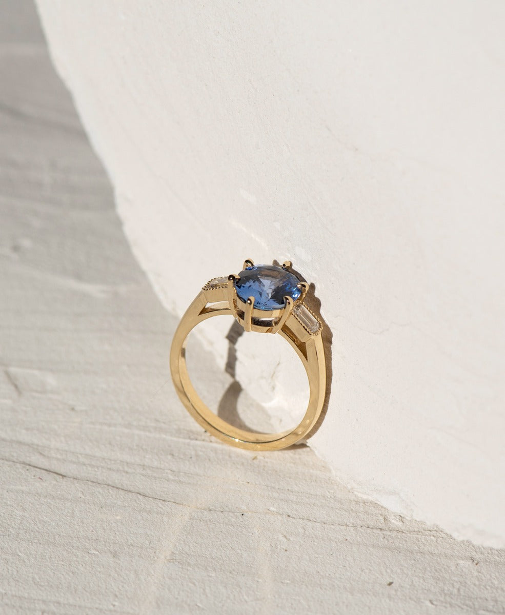 One of a Kind 316 - 18k Yellow Gold, Blue Sapphire