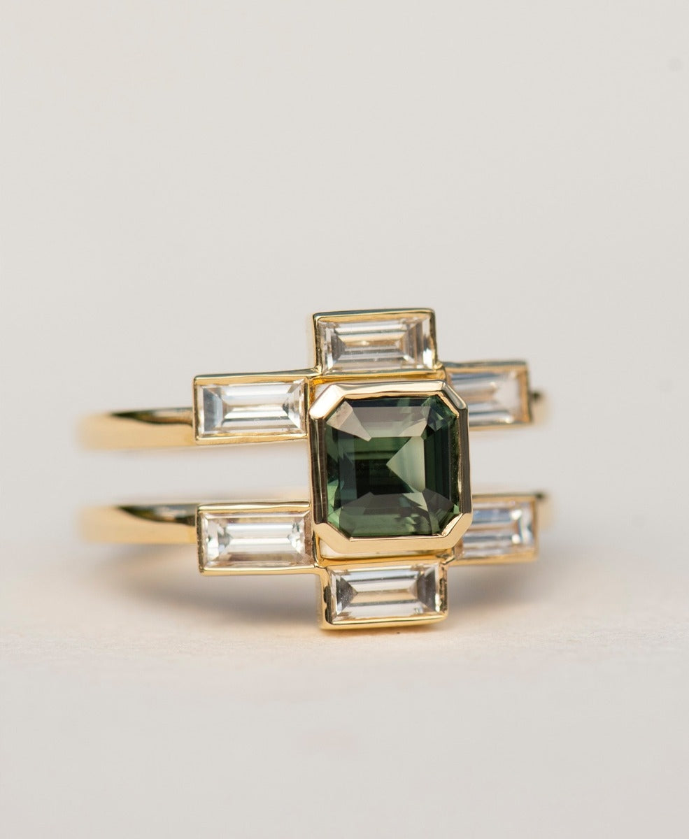 One of a Kind 409 - 18k Yellow Gold, Green Sapphire