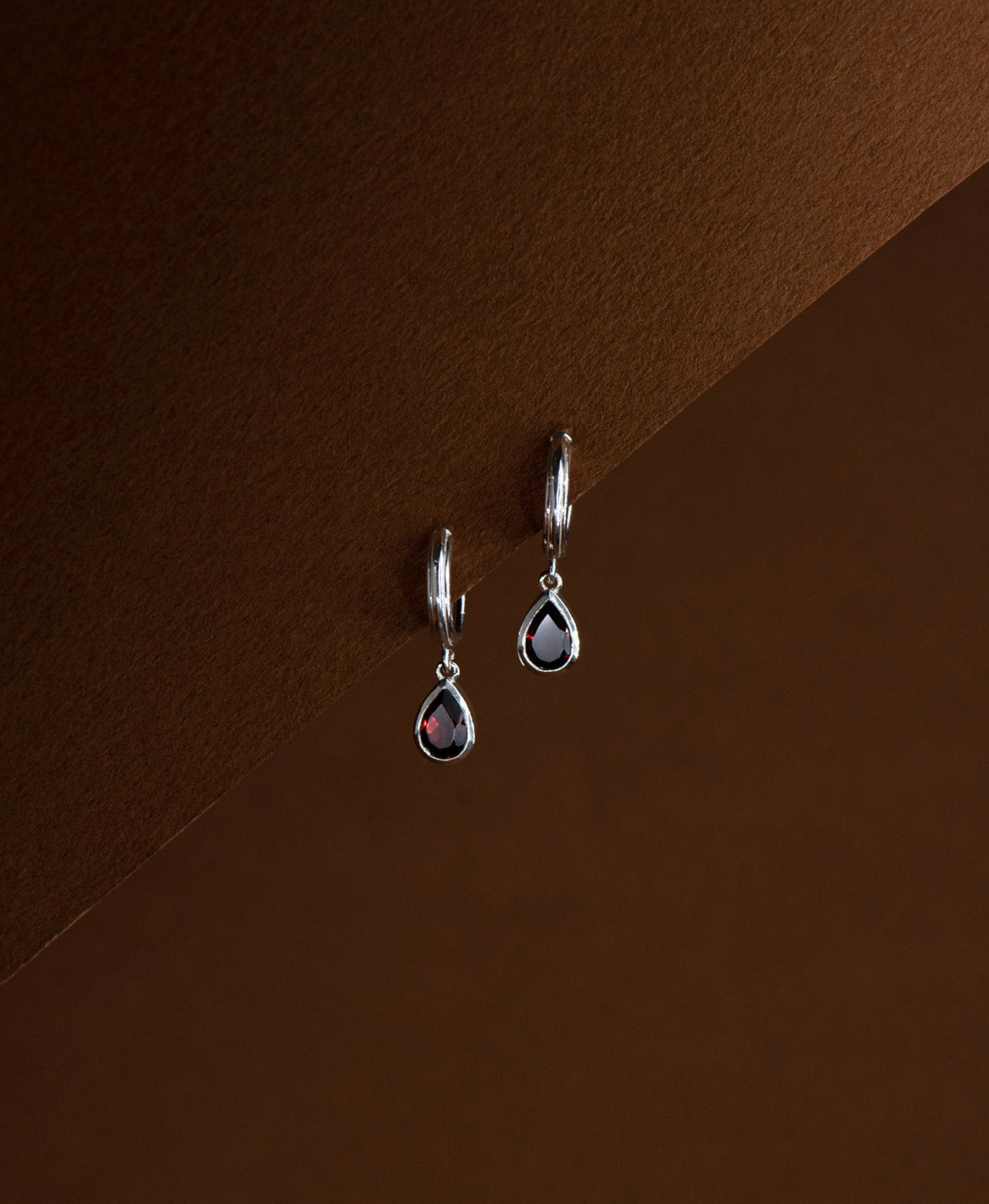 Ophelia Hoops - 925 Sterling Silver, Garnet
