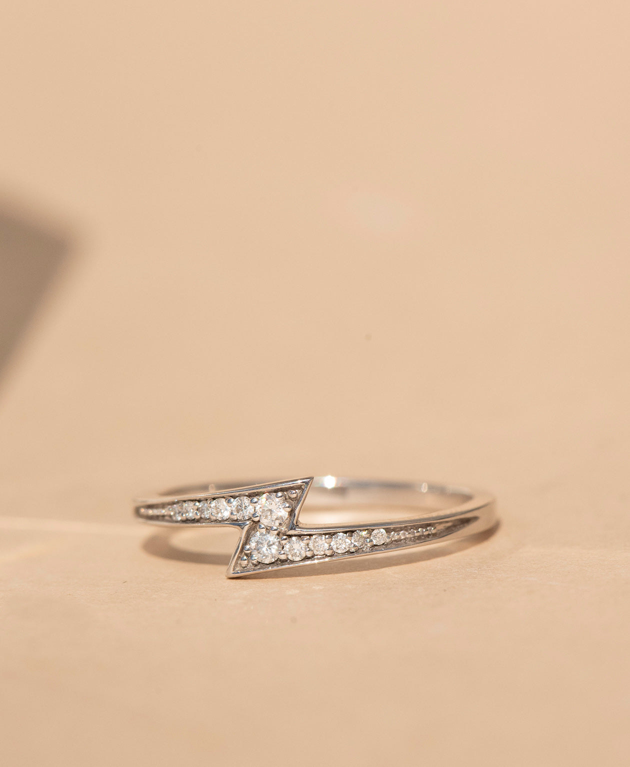 Zap Ring - 9k White Gold, Diamond